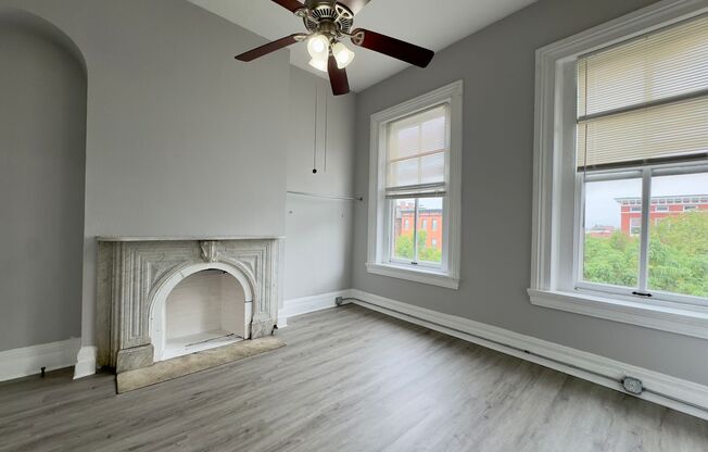 3 beds, 2 baths, 900 sqft, $1,500, Unit 1324-3F