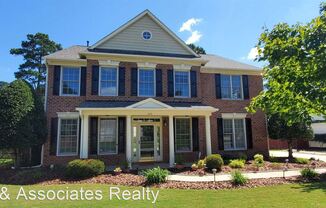 200 Shillings Chase Dr