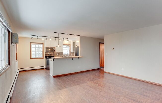 441 Grand Ave