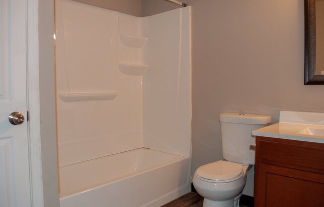 1 bed, 1 bath, 700 sqft, $808