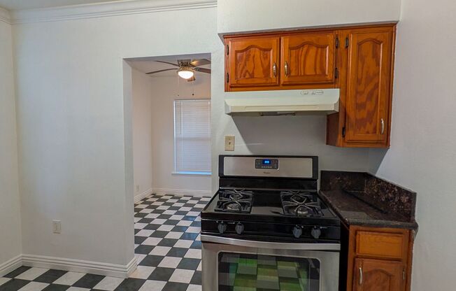 242 E. Del Amo Blvd.