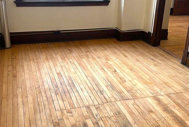 2 beds, 1 bath, 796 sqft, $900, Unit 11-D