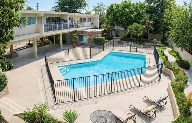 Encino Glen, LLC