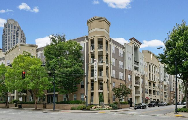 390 17th Street NW