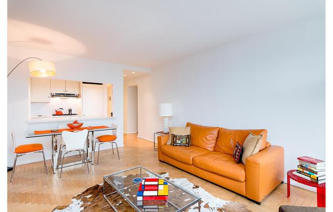 160 W 66 ST