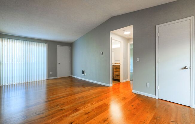 1 bed, 1 bath, 840 sqft, $1,875, Unit 46