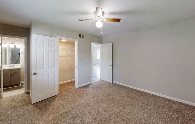 3 beds, 2.5 baths, 1,990 sqft, $1,600, Unit 3087-08