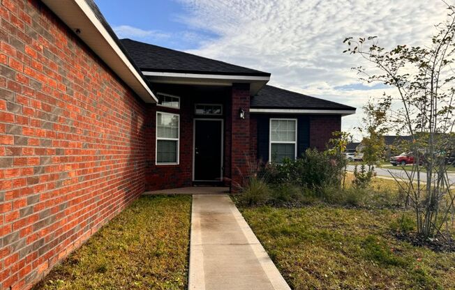 3 beds, 2 baths, $1,875