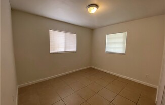 709 SE 8 TERRACE