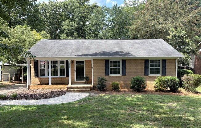 Charming Brick Ranch Home In Cambridge Park Community