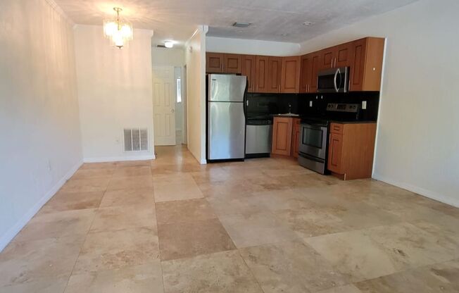 1 bed, 1 bath, $1,700, Unit # #D 11