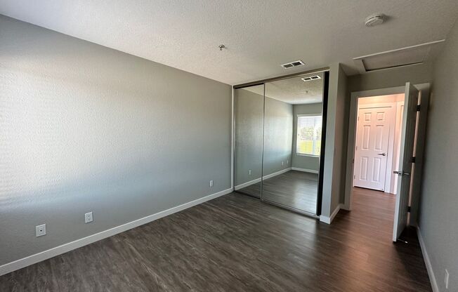 2 beds, 1 bath, 821 sqft, $2,790, Unit F036