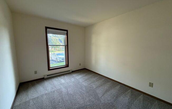 2 beds, 1 bath, 965 sqft, $1,625, Unit 7717CB