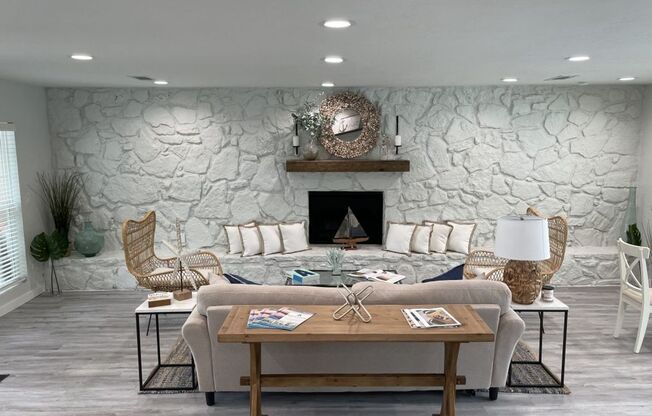 2 beds, 2 baths, 1,088 sqft, $1,199, Unit 208