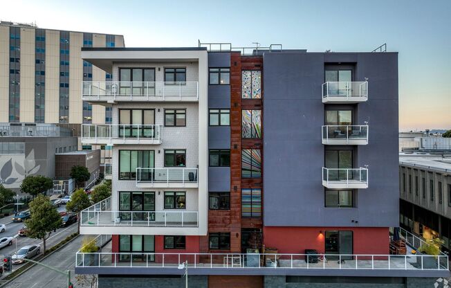 2 beds, 2 baths, 1,156 sqft, $3,981, Unit 403