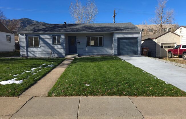 3 beds, 1 bath, $3,200