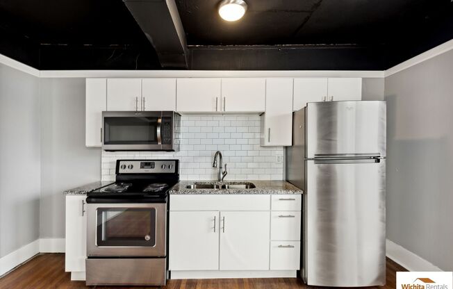 2 beds, 1 bath, 1,191 sqft, $1,395, Unit Unit 2