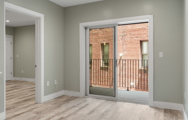 1 bed, 1 bath, 499 sqft, $3,195, Unit 210