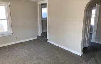 3 beds, 1 bath, $795