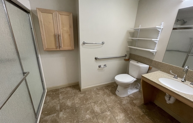 1 bed, 1 bath, 812 sqft, $3,400, Unit 1803