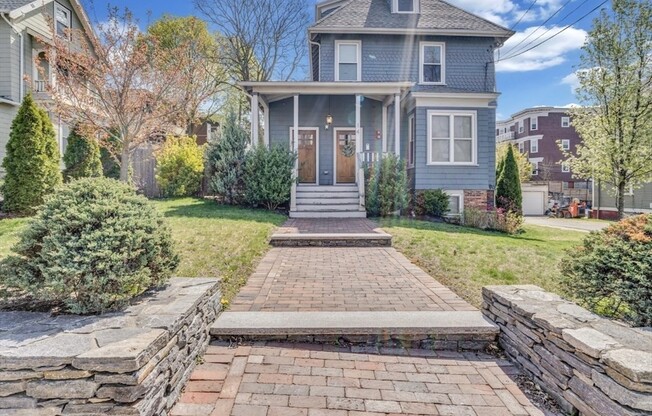 14 SUMNER ST