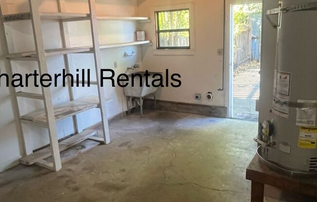 2 beds, 1 bath, 800 sqft, $2,200, Unit SouthEastStreet121