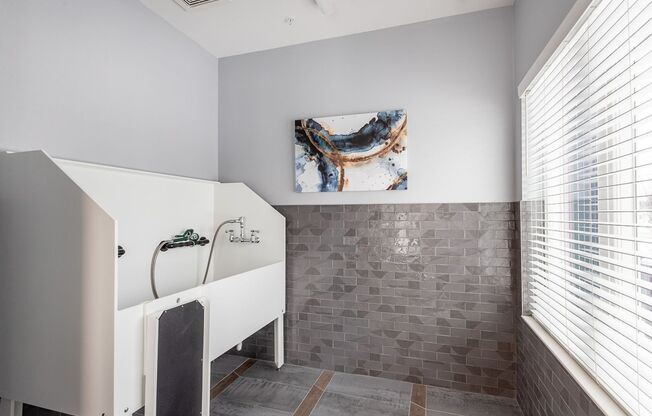 2 beds, 2 baths, 1,025 sqft, $1,875, Unit A4-209