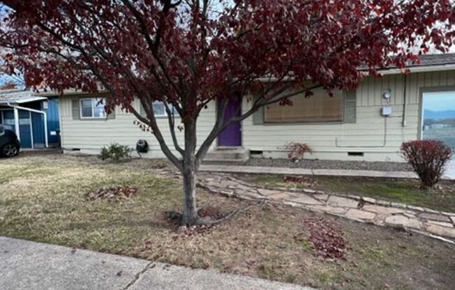 4 beds, 1 bath, $2,150