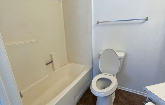 Studio, 1 bath, 350 sqft, $1,650, Unit 203A