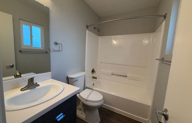 2 beds, 2 baths, 980 sqft, $2,650, Unit H103