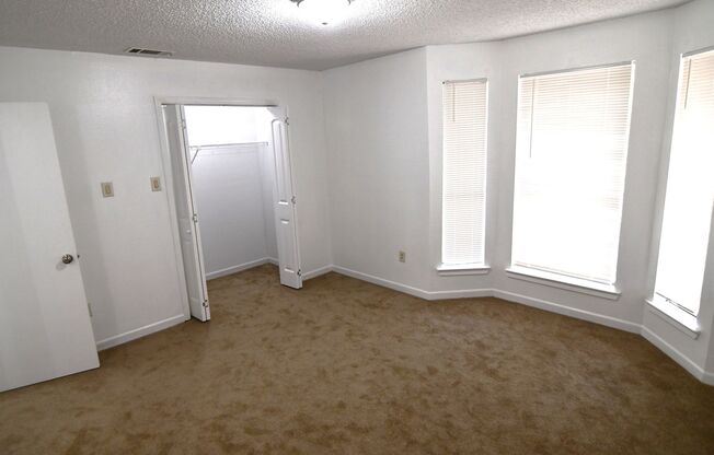 2 beds, 2.5 baths, $1,350, Unit Unit A