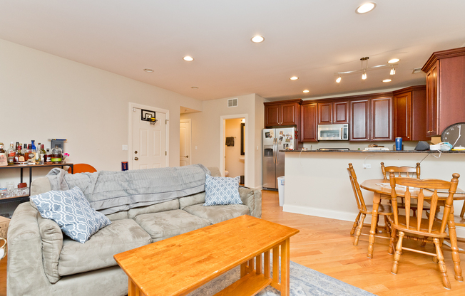 2414 MOFFAT