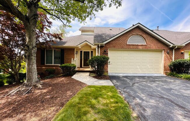 4 Bedroom, 4 Bath Townhouse