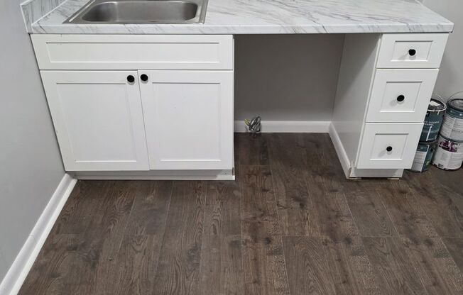 NEWLY RENOVATED 2 BEDROOM WITH WASHER & DRYER CONNECTIONS