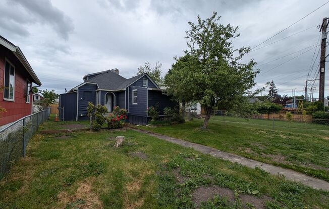 Large Bremerton Original for Rent! Over 2300 Sq Feet of Space, Pets Okay - Available Now!