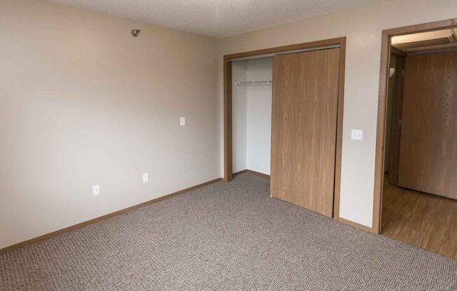 1 bed, 1 bath, 600 sqft, $800, Unit 316