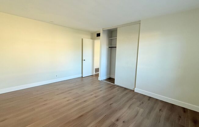 2 beds, 1.5 baths, $2,700, Unit 1118 Broadway Unit D (LO)