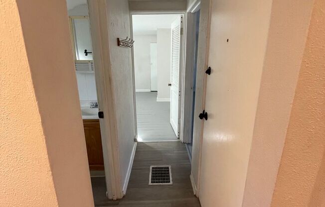 1 bed, 1 bath, $1,610, Unit Unit B (Top Floor)