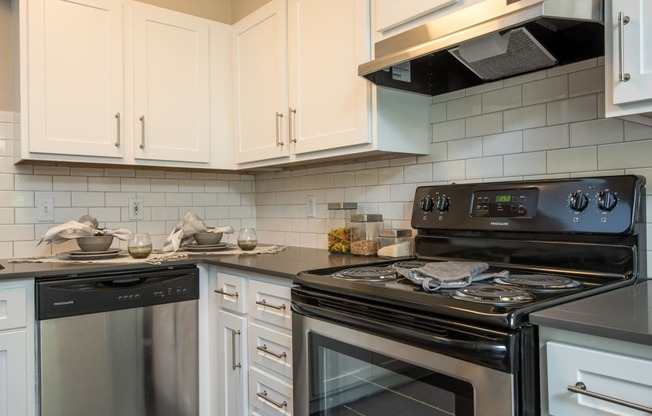 Twin Creeks | Kitchen