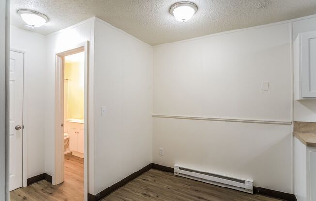 1 bed, 1 bath, 565 sqft, $995, Unit 2604