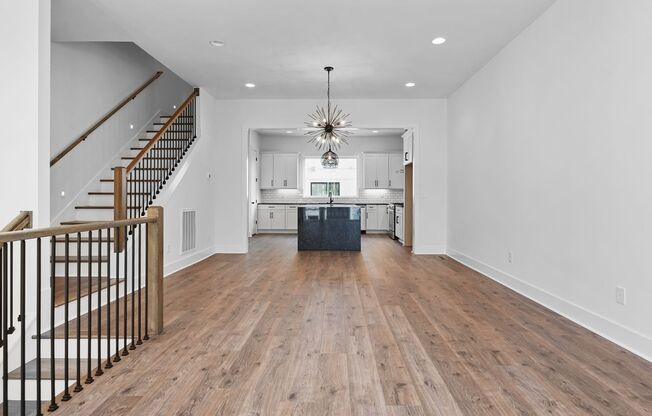 3 beds, 3.5 baths, $3,000, Unit Unit 12