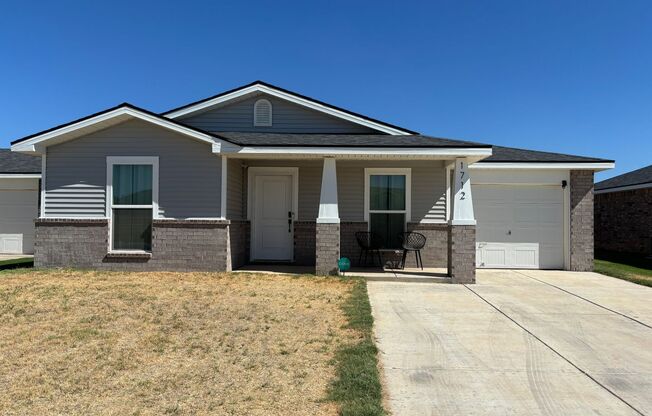 3 beds, 2 baths, $1,500