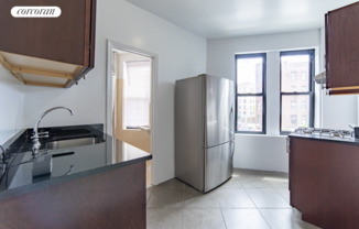 2 beds, 1 bath, $3,300, Unit 9