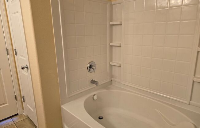 3 beds, 2.5 baths, $1,730