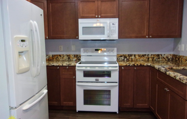 323 CAVANAH DR