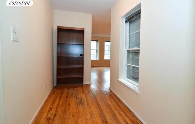 234 E 14 ST