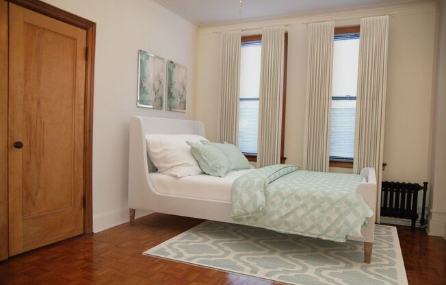 Studio, 1 bath, 425 sqft, $1,485, Unit 429-206