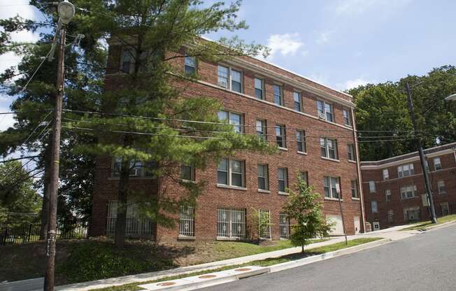 brick exterior of 3101 pennsylvania apartments in washington dc