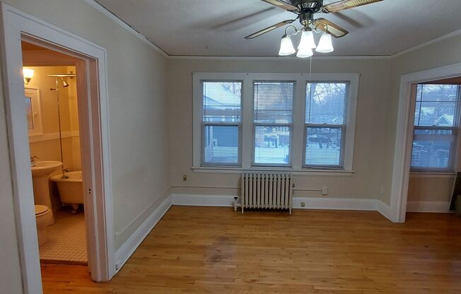 Studio, 1 bath, 450 sqft, $949