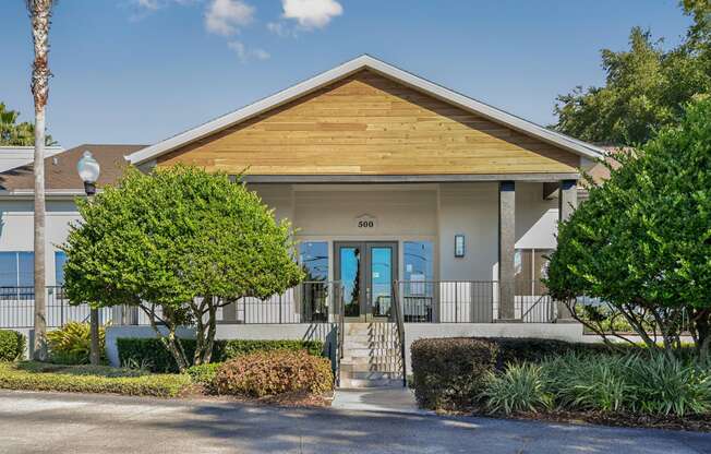 laurel at altamonte clubhouse exterior